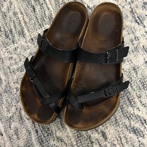 Black Mayari Birkenstocks